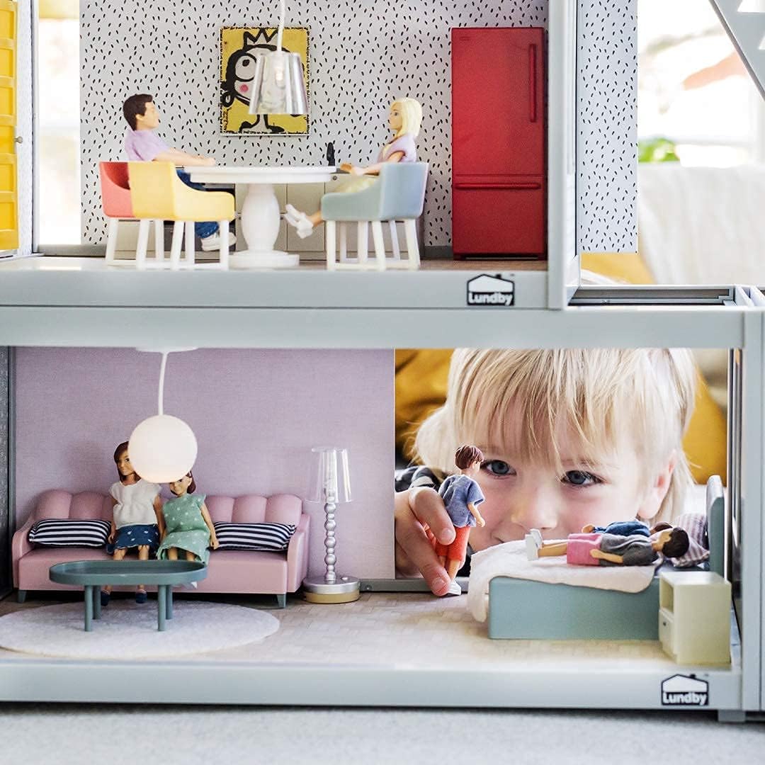 LUNDBY Poppenhuis Meubels Keuken Accessoires - Poppenhuis Aanrecht Kast Kookplaat Koelkast, 2-delige set voor 11 cm miniatuurpoppen, Leeftijd 3+ Schaal 1:18