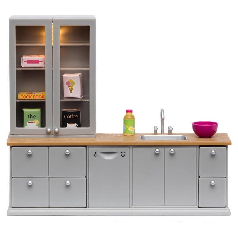 LUNDBY Dolls House Furniture Kitchen Sink Cupboard Drawers – Doll House Accessories LED Lights in Cabinet – 8-pieces – for 11 cm Mini Dolls – Age 4+, 1 :18