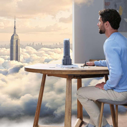 3D Puzzle Iconics: Empire State Building - mit Licht: Eine wahre Ikone im 3D Puzzle Modellformat