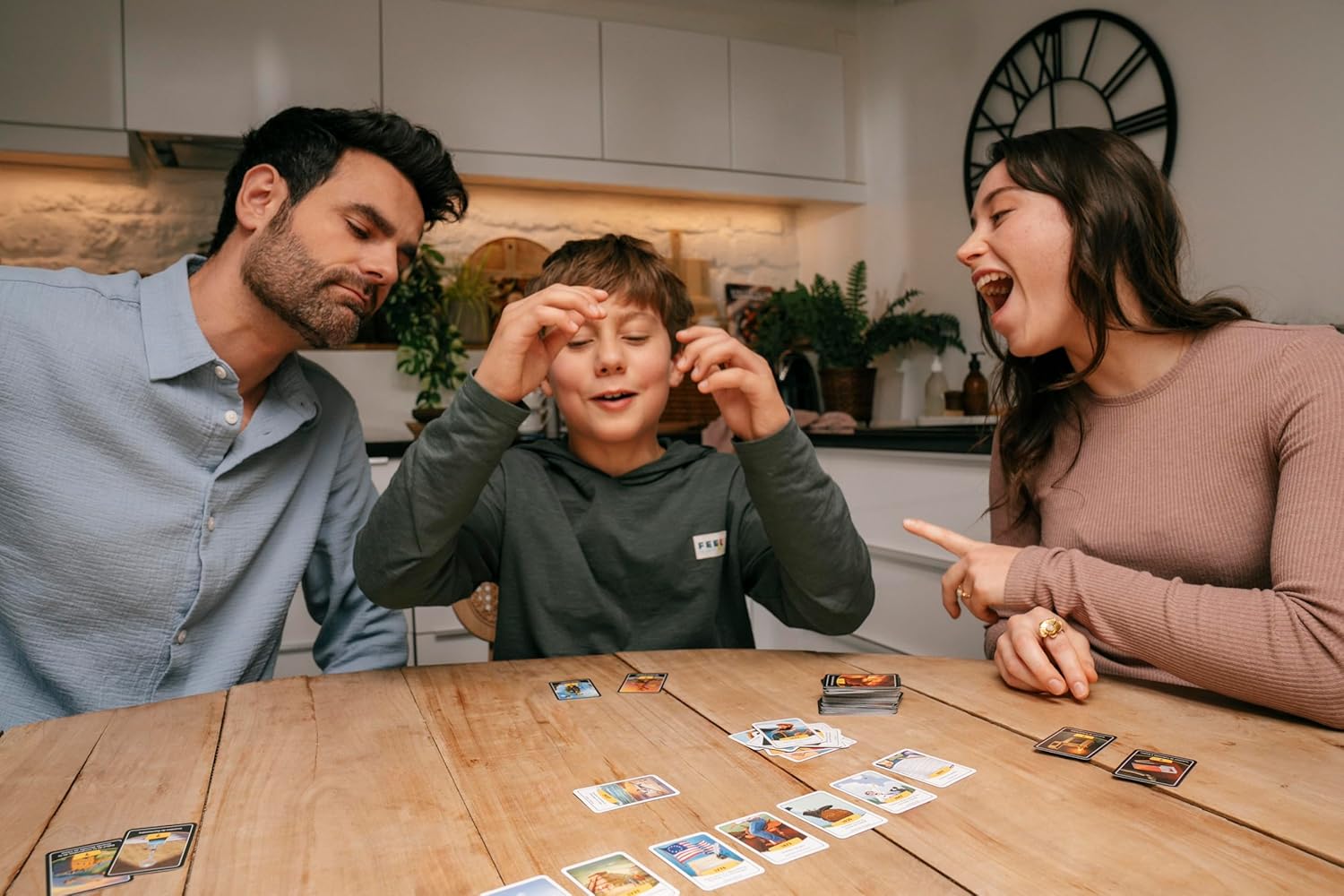 Asmodee | Timeline | Family Trivia Card Game | Ages 8+ | 2-6 Players | 15 Minutes Playing Time