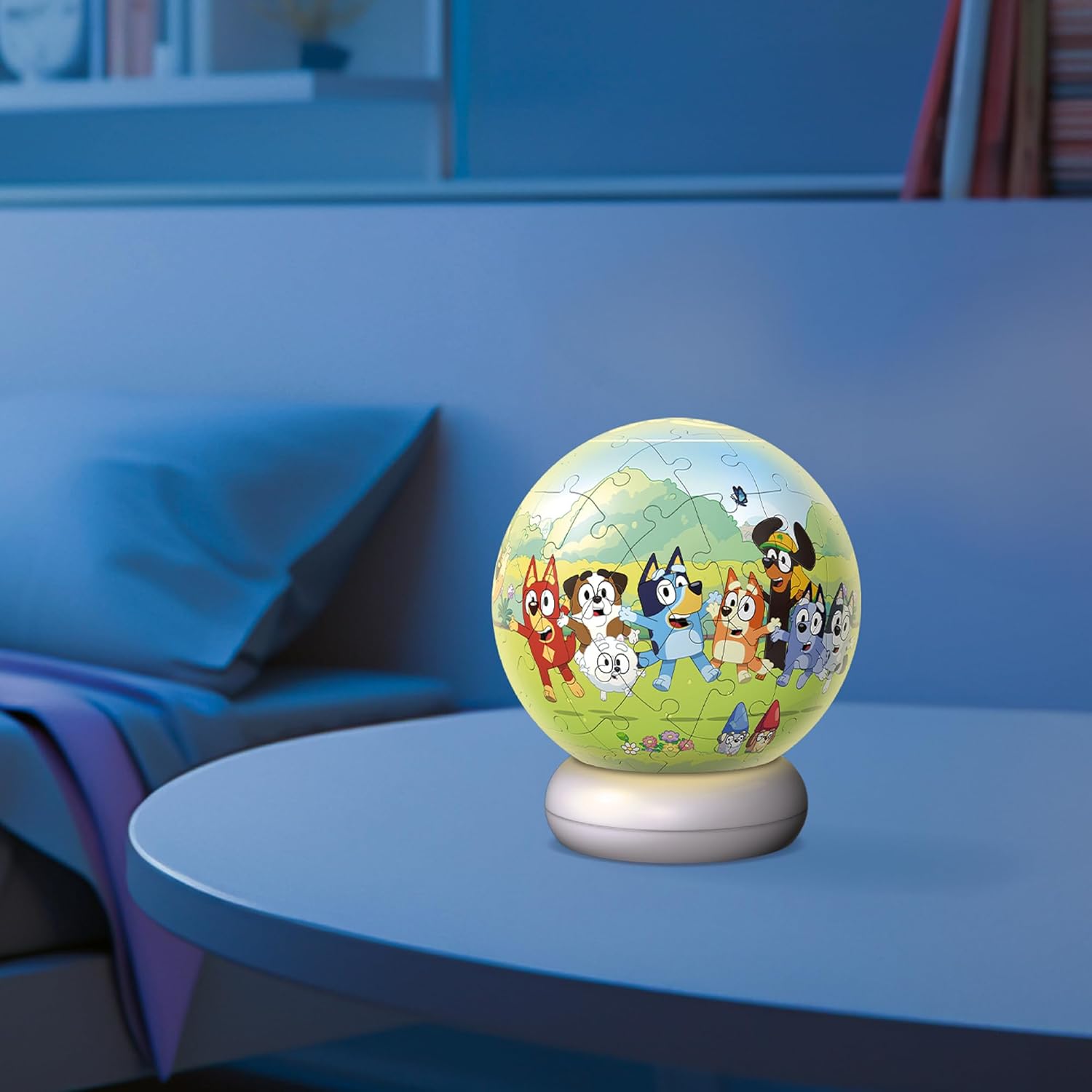 Ravensburger 3D Puzzle Nachtlicht Bluey - Puzzle-Ball mit LED Nachtlicht als Nachttischlampe für Kinder ab 6 Jahren