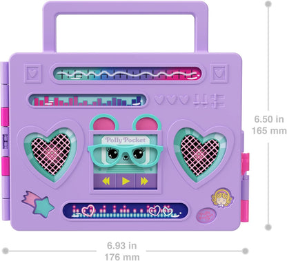 Polly Pocket-Puppe und Spielset, Diskoparty Fashion Reveal, Reisespielzeug zum Auspacken mit ca. 7 cm großer Hoodie Buddy-Puppe, 16 Zubehörteilen und lustigen Wasserüberraschungen, HRD65