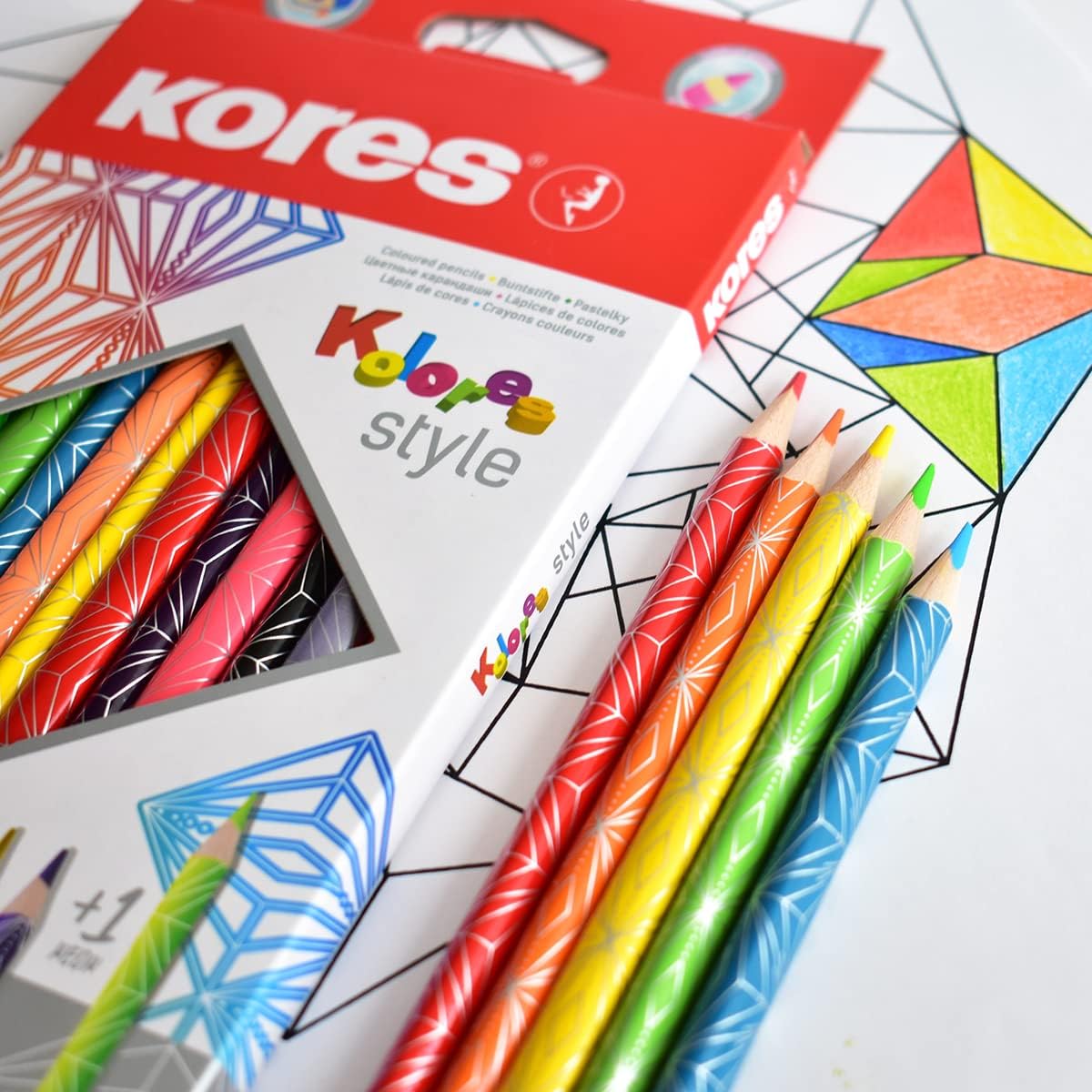 Kores Kolores Style kleurpotloden, 15 kleuren, trendy & mooie metallic en neon tinten voor wit, donker en knutselpapier, 15 kleurpotloden in een doos voor kinderen, kunstenaars