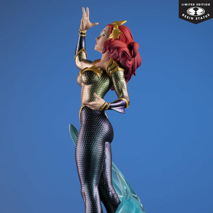 McFarlane Toys - DC Direct Mera di J. Scott Campbell (DC Cover Girls) Statua in resina scala 1:8