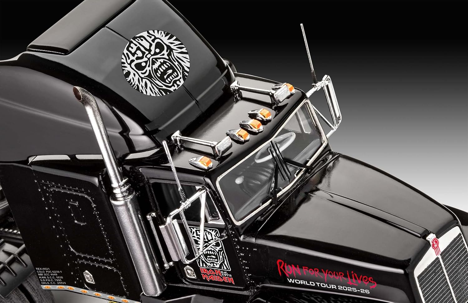 Revell Modellbau Tour Truck Iron Maiden (50th Anniversary