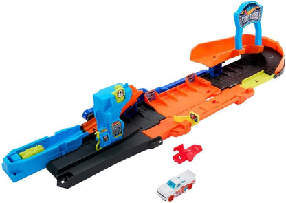 Hot Wheels City Toy Car Track Set, Transforming Stunt Garage Playset & 1:64 Scale Die-Cast Vehicle, Storage for 10+ Cars & Stunting Speedway, JHL94