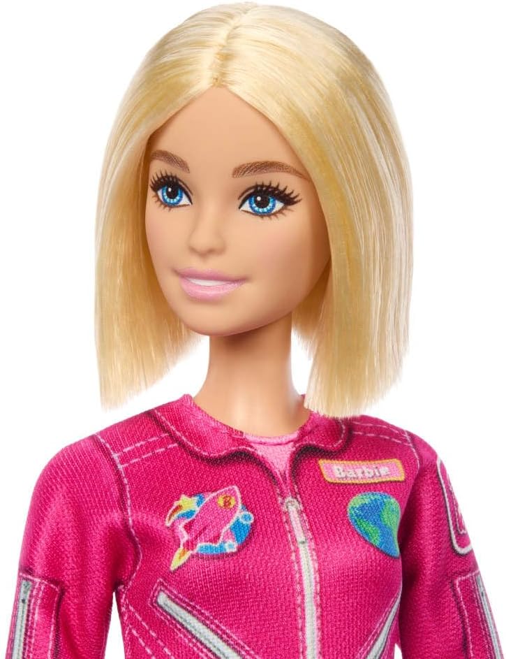 Barbie Carriere - Astronauta, bambola Carriera dell'anno 2026, capelli biondi e tuta spaziale con scarpe rosa rimovibili, accessorio casco spaziale incluso, 3+ anni, JKF77