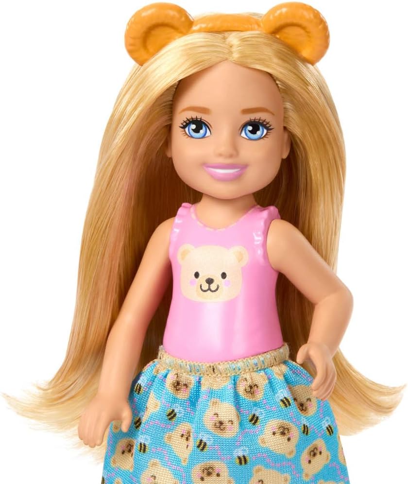 Barbie Family & Friends Club Chelsea Pop-Up Tea Party Playset with Blonde Small Doll, Transforming Picnic Basket & 10+ Accessories, JJB40