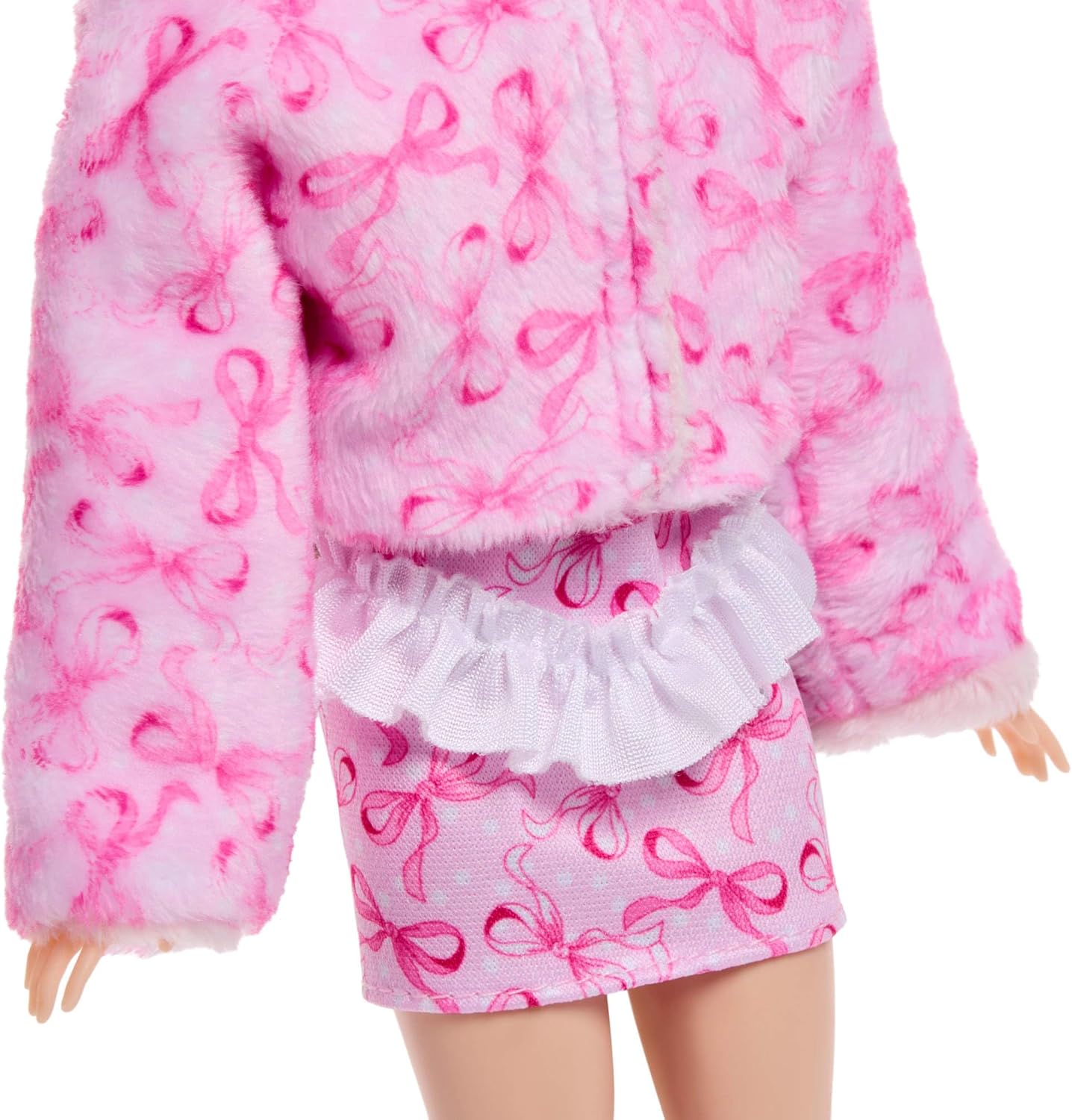 Barbie Cutie Reveal Doll & Accessories, Cuddly Series Lamb with 10 Surprises Including Color Change & Mini Pet, JJP66