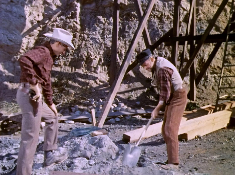 Mit Roher Gewalt tal ed