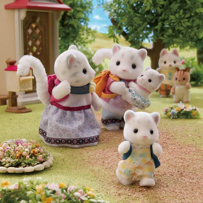 Sylvanian Families - 5814 Snow Leopard Family - Dollhouse speelsets
