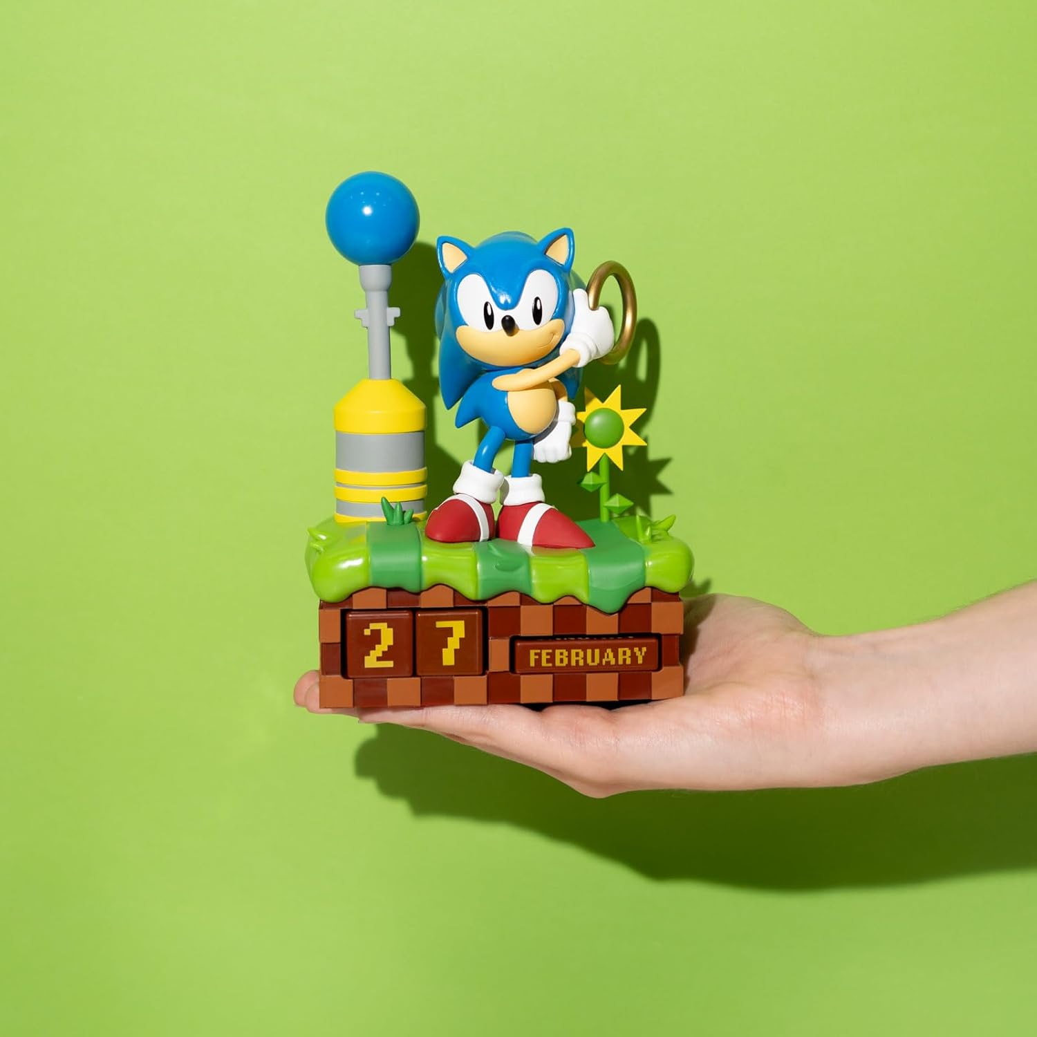 Grupo Erik Perpetual Calendar - Sonic The Hedgehog Gifts | Desk Calendar, Home Office Desk Accessories, Home Decor Accessories | Sonic Gifts For Friends