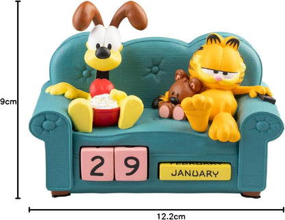 Grupo Erik Perpetual Calendar - Garfield Gifts for Cat Lovers | Desk Calendar, Home Office Desk Accessories, Home Decor Accessories | Dog & Cat Gifts