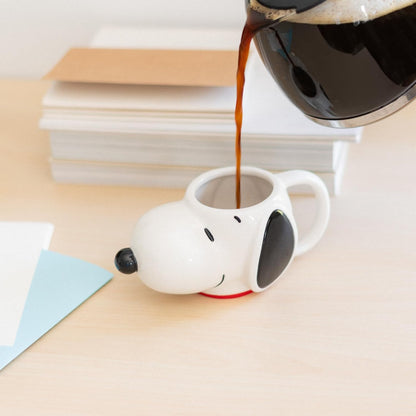 Grupo Erik Ceramic Mug - Snoopy Gifts For Dog Lovers | 15.2 oz - 450 ml Coffee Mug Tea, Cool Mugs and Cups | Peanuts Snoopy Merchandise, Friend Gifts Under 15 Pounds