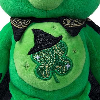 Basic Fun Care Bears x Wicked 22 cm Peluche - Good Luck Bear ALS Elphaba - Peluche Douce à Collectionner de la Collection Care Bears x Wicked