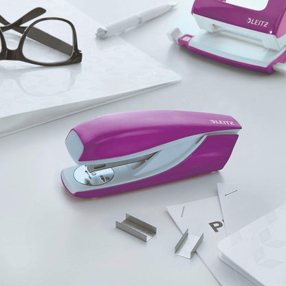 Leitz Stapler, 30 Sheet Capacity, Ergonomic Metal Body, includes Staples, WOW Range, 55021062 - Purple