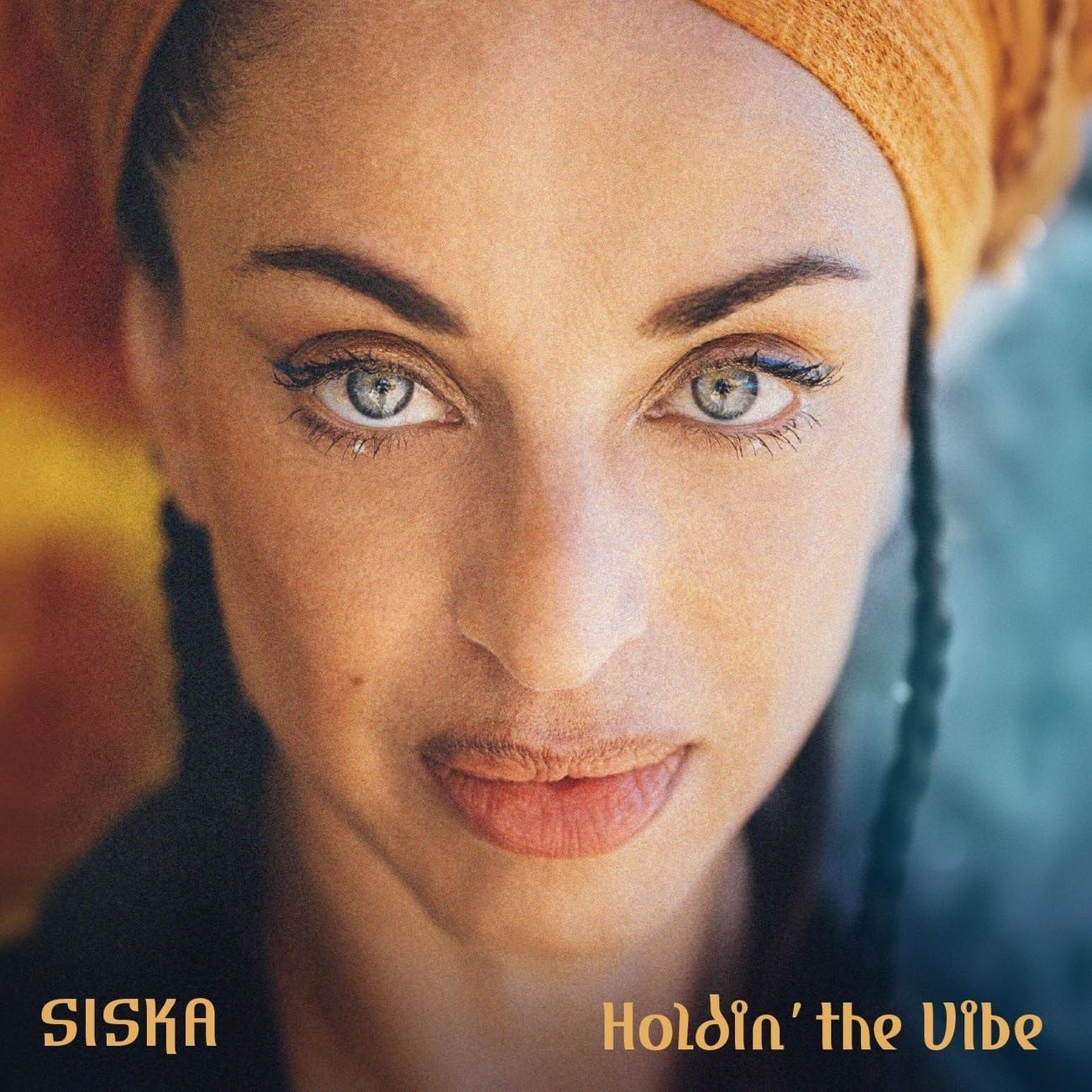 Holdin`The Vibe