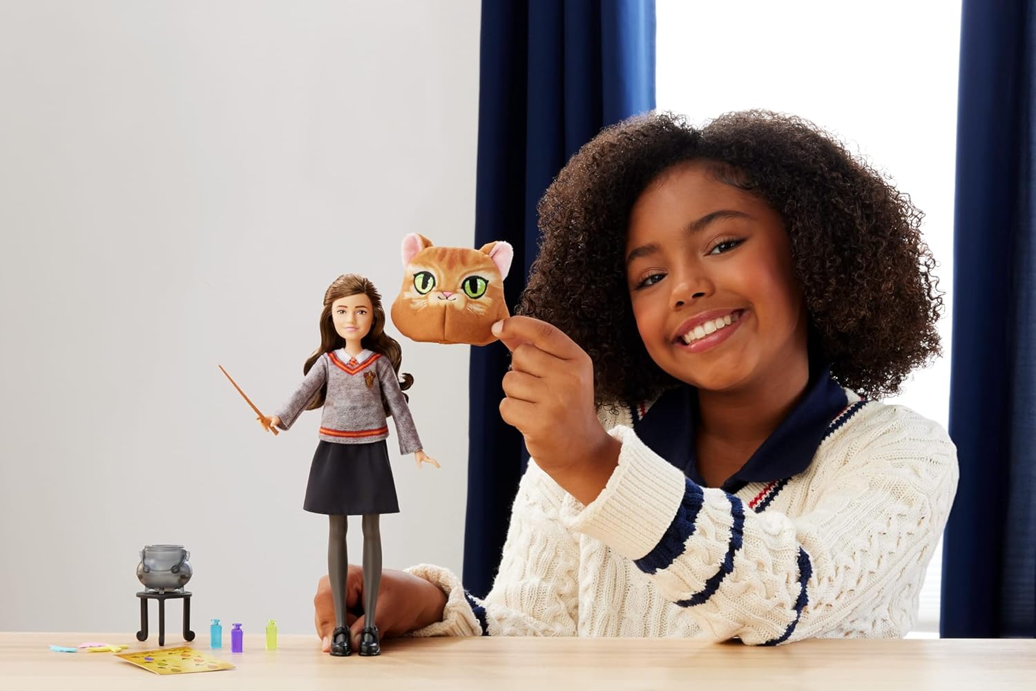 Mattel Harry Potter Toys, Polyjuice Potions Hermione Granger Doll & Playset, Movie-Inspired Hogwarts Uniform, 13 Accessories & Fizz, JGM21