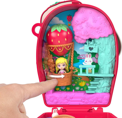 Polly Pocket Puppen und Spielset, Erdbeer-Picknick Häschen-Schatulle, Reisespielzeug mit 1 Mikropuppe, Haustier und Zubehörteilen mit Obstmotiven, JKC47