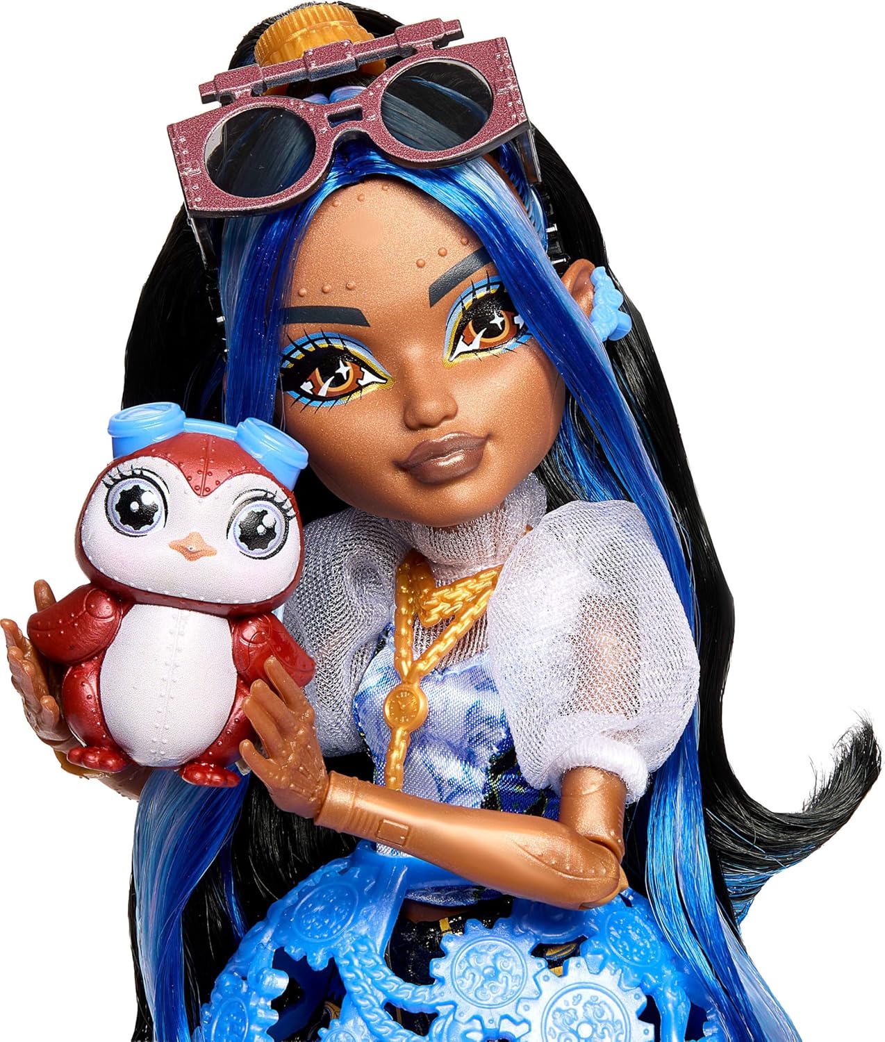 Monster High Doll, Robecca Steam in Blue Blouse and Black Shorts with Pet Penguin Captain Penny and 7 Accessories like Flying Goggles and Purse, JMB81