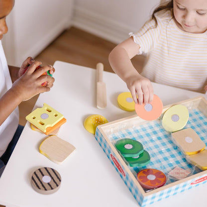 Melissa & Doug - Houten Broodjesset | Doen alsof spelen | Houten speelgoed | Montessori Speelgoed | Speelgoed Eten | rollenspel |Speel Eten | 3+ | Cadeau voor jongens of meisjes