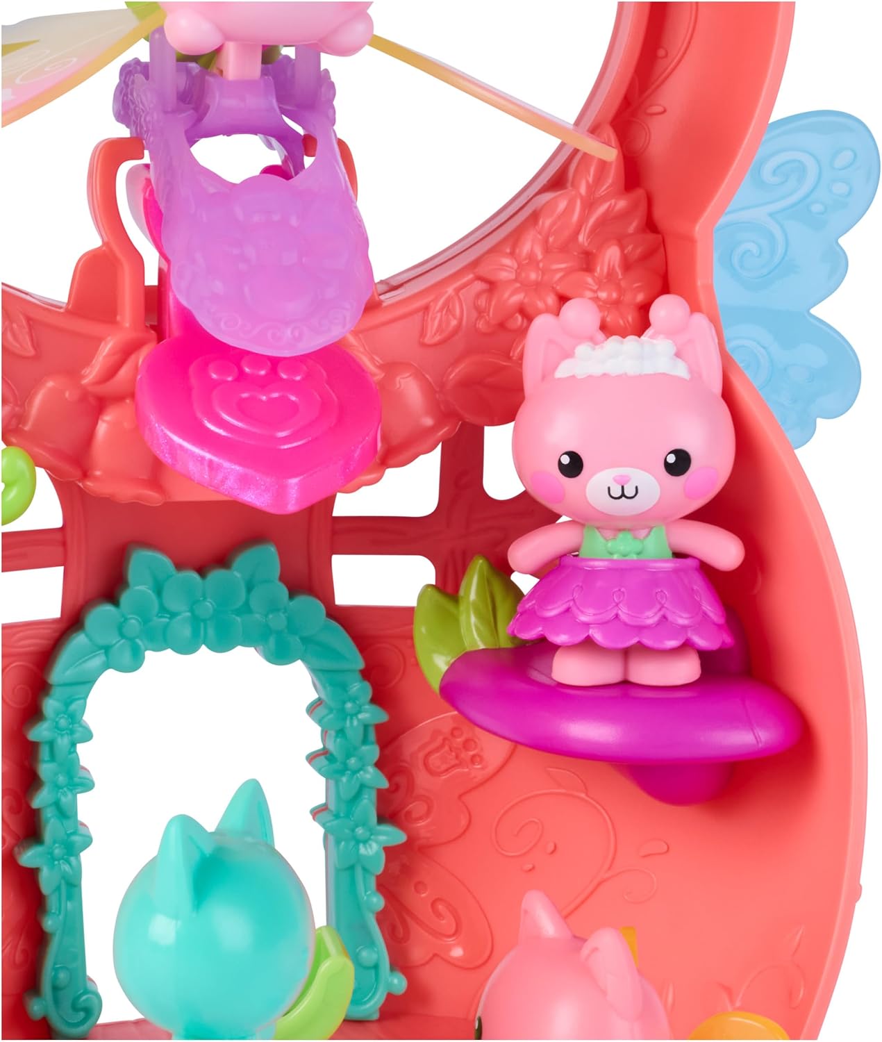 Gabby's Dollhouse Fairylandia, Kitty Fairy’s Flutter-riffic Playset with 12 Pieces and Exclusive Flutter-riffic Ring, Kids Toys for Girls and Boys Ages 3 and Up