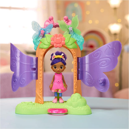 Gabby's Dollhouse Fairylandia, Fairy Magic Reveal Playset with Transforming Feature and Dollhouse Accessories, Kids Toys for Girls and Boys Ages 3 and Up