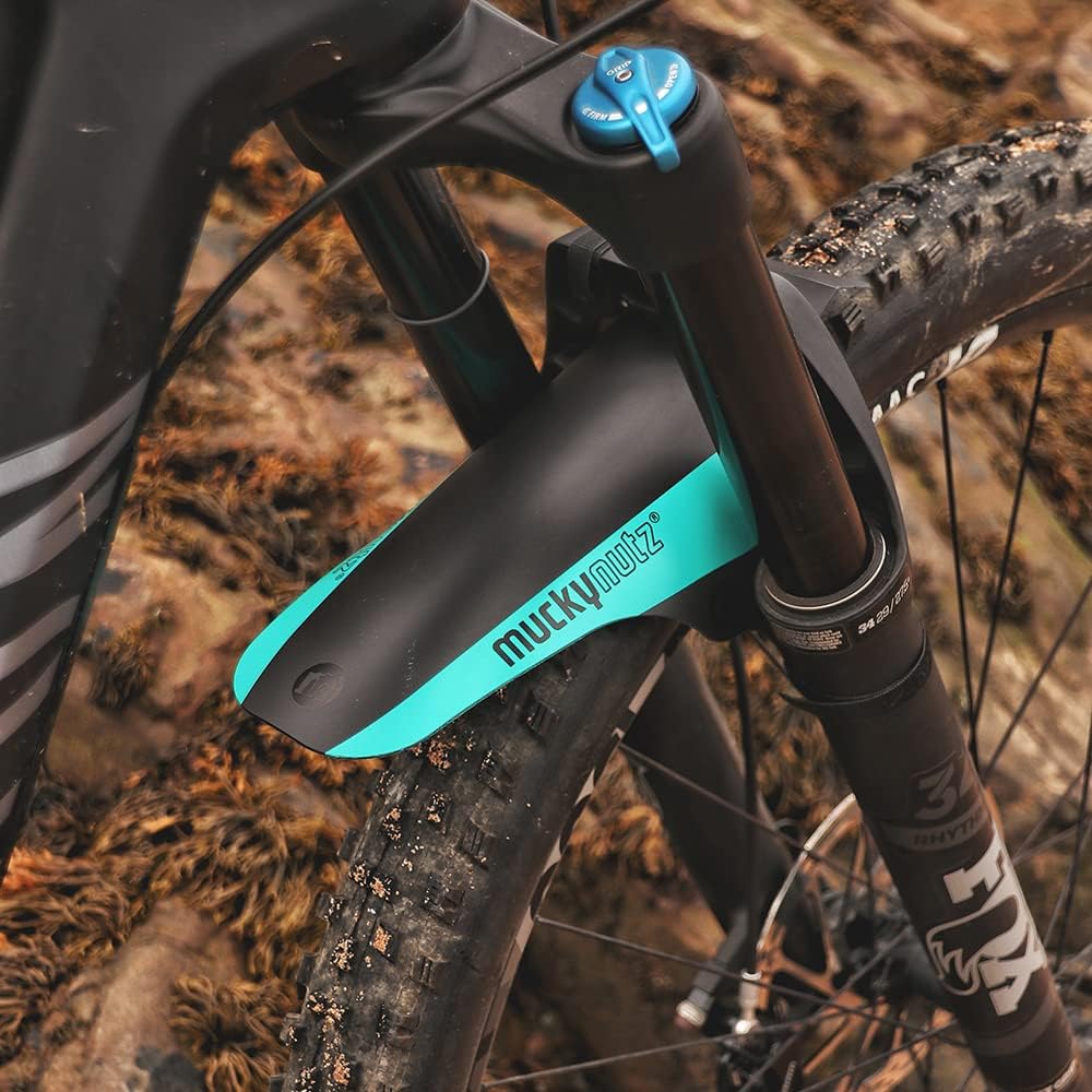 Mucky Nutz, Face Fender
