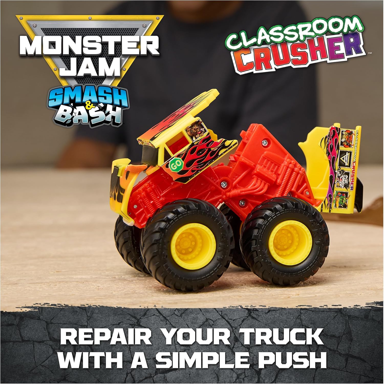 Monster Jam Smash & Bash Crash Course Playset with Launcher, Exclusive 1:64 Scale Monster Truck, 16-inch Obstacle Tower with Trampoline, Kids Toys for Boy and Girls Ages 3 and up