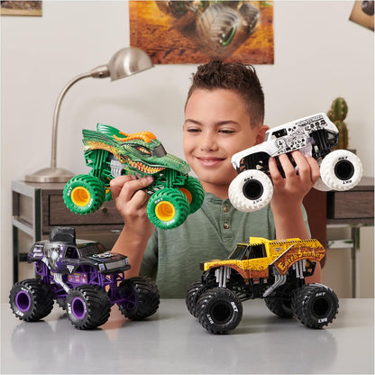 Monster Jam, Dragon 1-24 Scale Monster Truck, Collector Die-Cast Vehicle