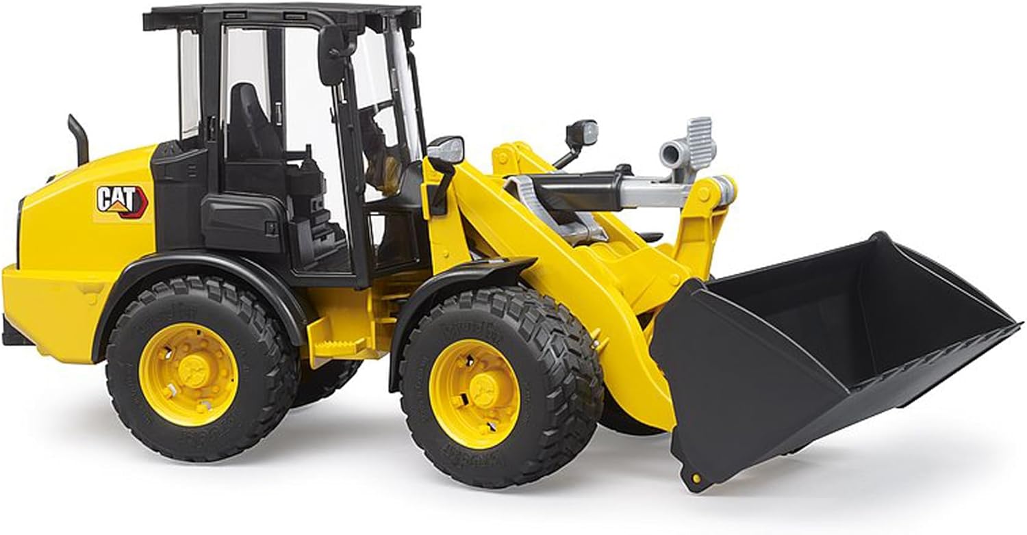 Bruder CAT Wheeled Loader – 1:16 Scale Construction Loader, Working Bucket and Steering, Opening Cab Doors, Durable Play Vehicle; Compatible with bWorld Accessories; Ages 3+