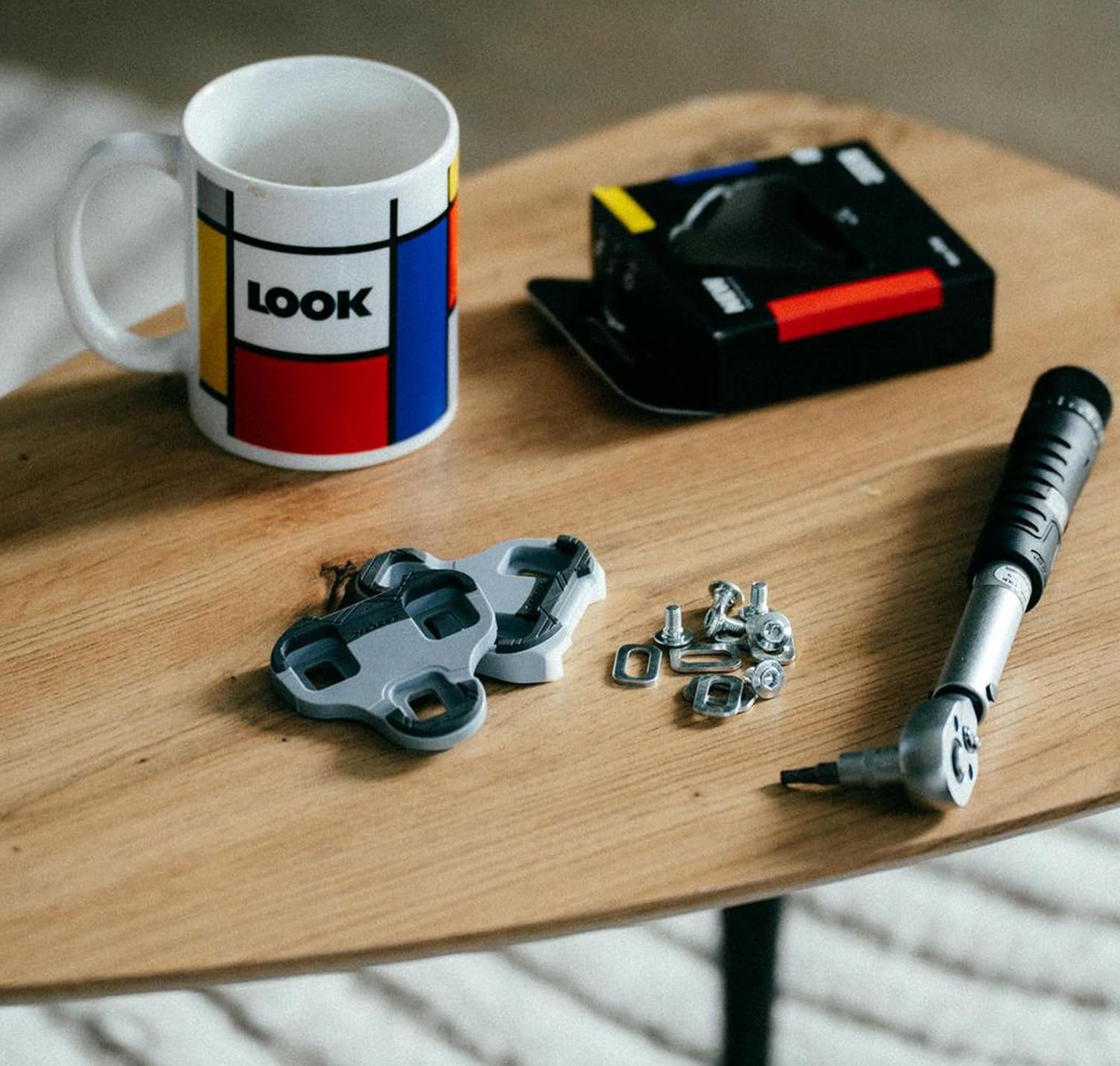 LOOK Kéo Grip Cleats for Road and Indoor Bike Pedals Non-Slip