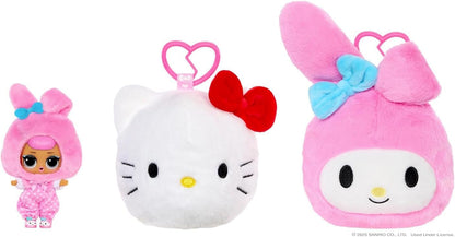 L.O.L. Surprise! Loves Hello Kitty Reversible Plush Surprise - Pluche Sanrio Figuren met Bijpassende L.O.L. Tot, 5 Verrassingen en On-the-Go Sleutelhanger, Geschikt voor 4+ Jaar