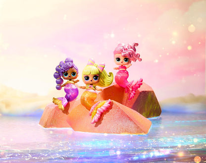 L.O.L. Surprise! Mermaids Makeover Magic Tots – DIY Draagbare Lipgloss voor Jou en Je Pop, Mix en Maak Make-up, Leuk Waterplezier, 6 Popjes om te Verzamelen – Geschikt voor Kinderen van 4+ Jaar