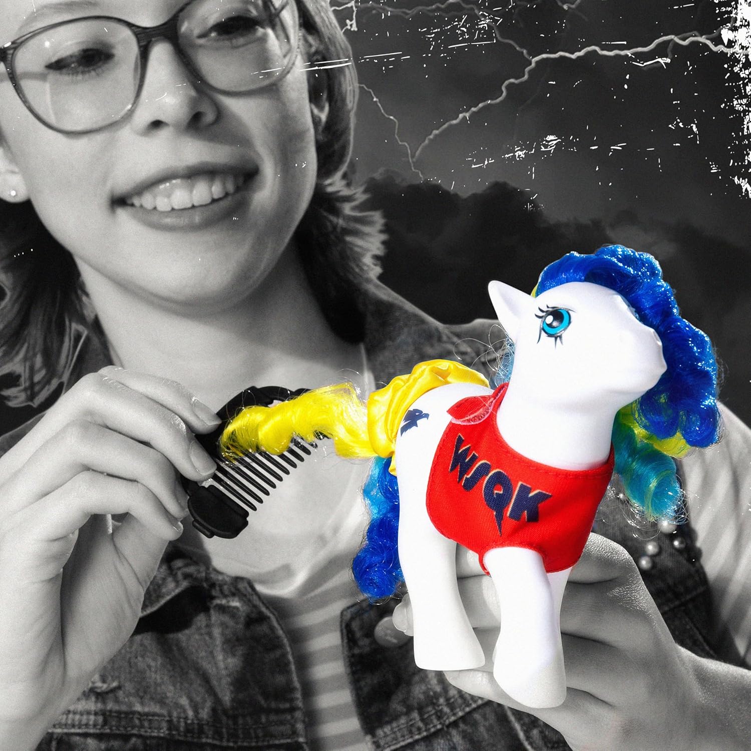 Basic Fun My Little Pony x Stranger Things – The Squawk Pony - 80s Crossover Collectible Ponies – For Fans & Collectors