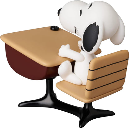 Peanuts Udf Series 18 Mini Figure Snoopy With Desk 9 Cm