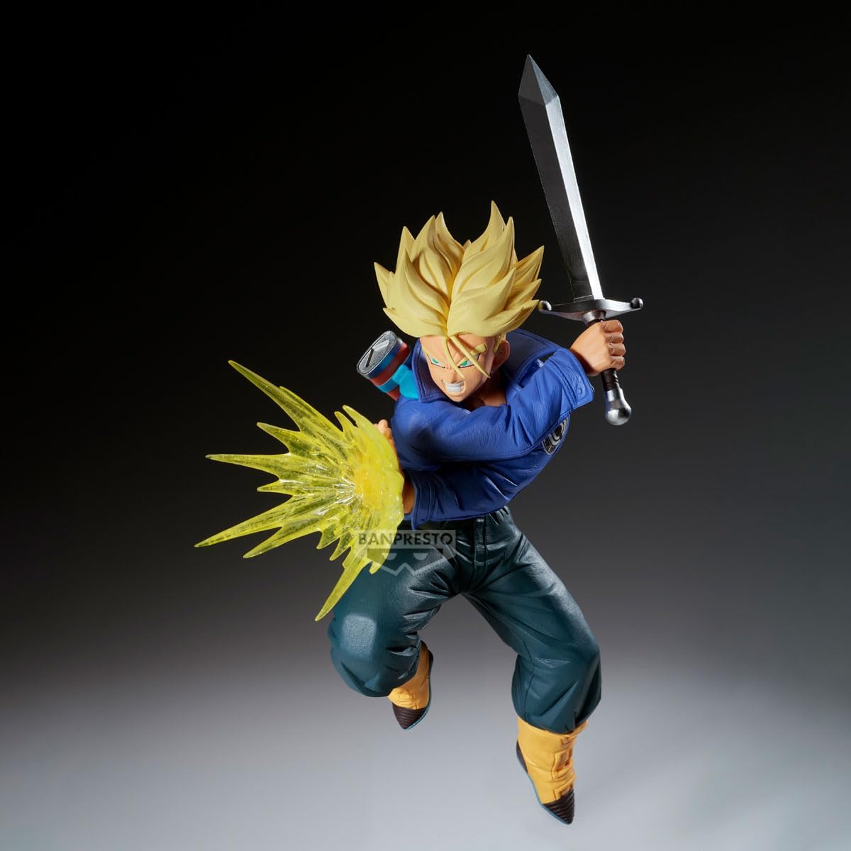 Banpresto Trunks Dragon Ball Z Action Figure - GX Materia 20 cm - BP30055P Multicolor - Collectible Figure - Ideal for Anime Fans