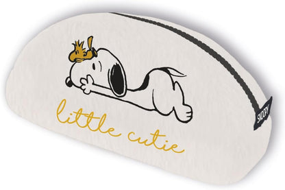 Grupo Erik Astuccio Snoopy Peanuts - Astuccio Scuola Piccolo Portapenne con Cerniera e Grafiche Ricamate in Peluche | Back to School: Cancelleria Bambina e Bambino, Regalo Snoopy (20 x 9 x 5cm