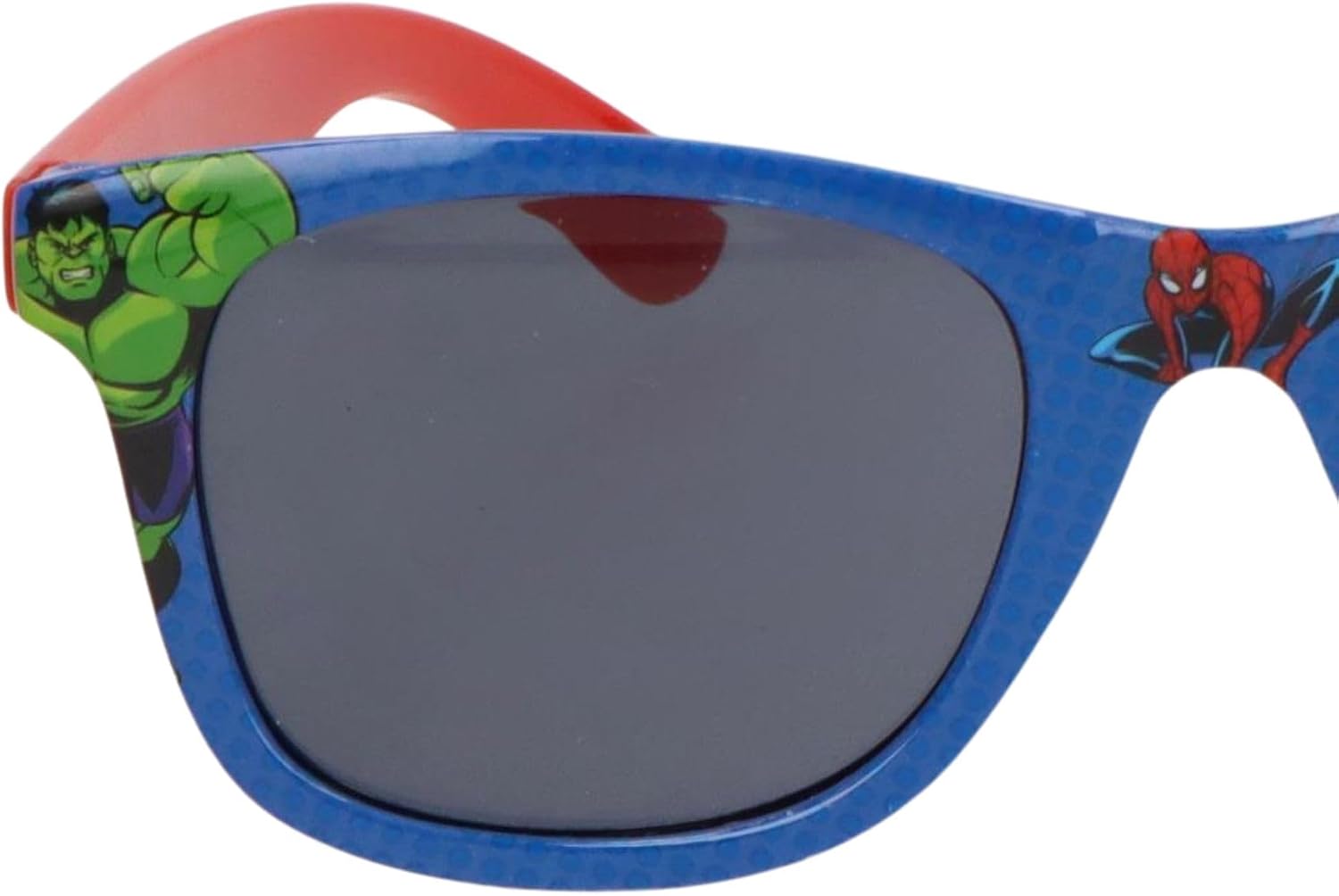 CERDÁ LIFE'S LITTLE MOMENTS Avengers Boys Sunglasses and Baseball Cap Hat Set for UV Protection, Summer Accessories, Travel, Holiday