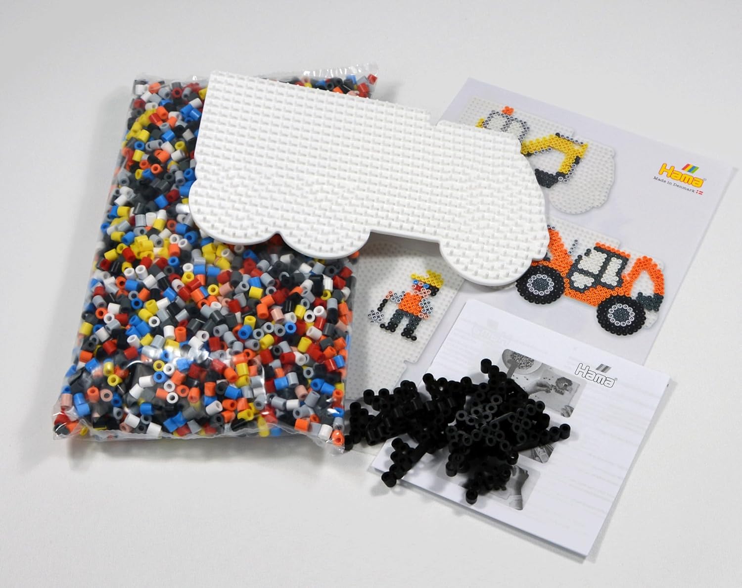 Hama Beads | Approx. 4.000 Cuentas, 1 Tablero de Camiones No. 314, 12 Soportes de Cuentas, Hoja de diseño Impreso a Color, Instrucciones y Papel de Ironing.