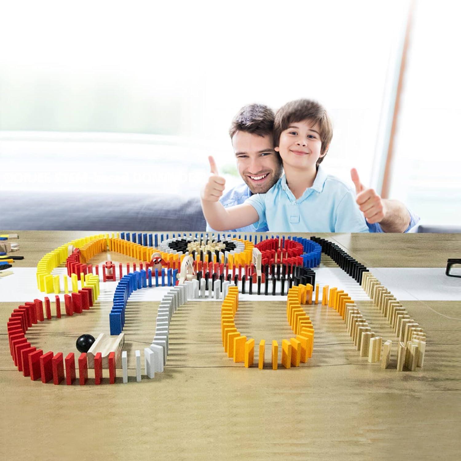Dorjee - D3.400 - Kleurrijk houten Domino race thema, bevat 115 stuks - met katoenen tas - voor kinderen vanaf 4 jaar.