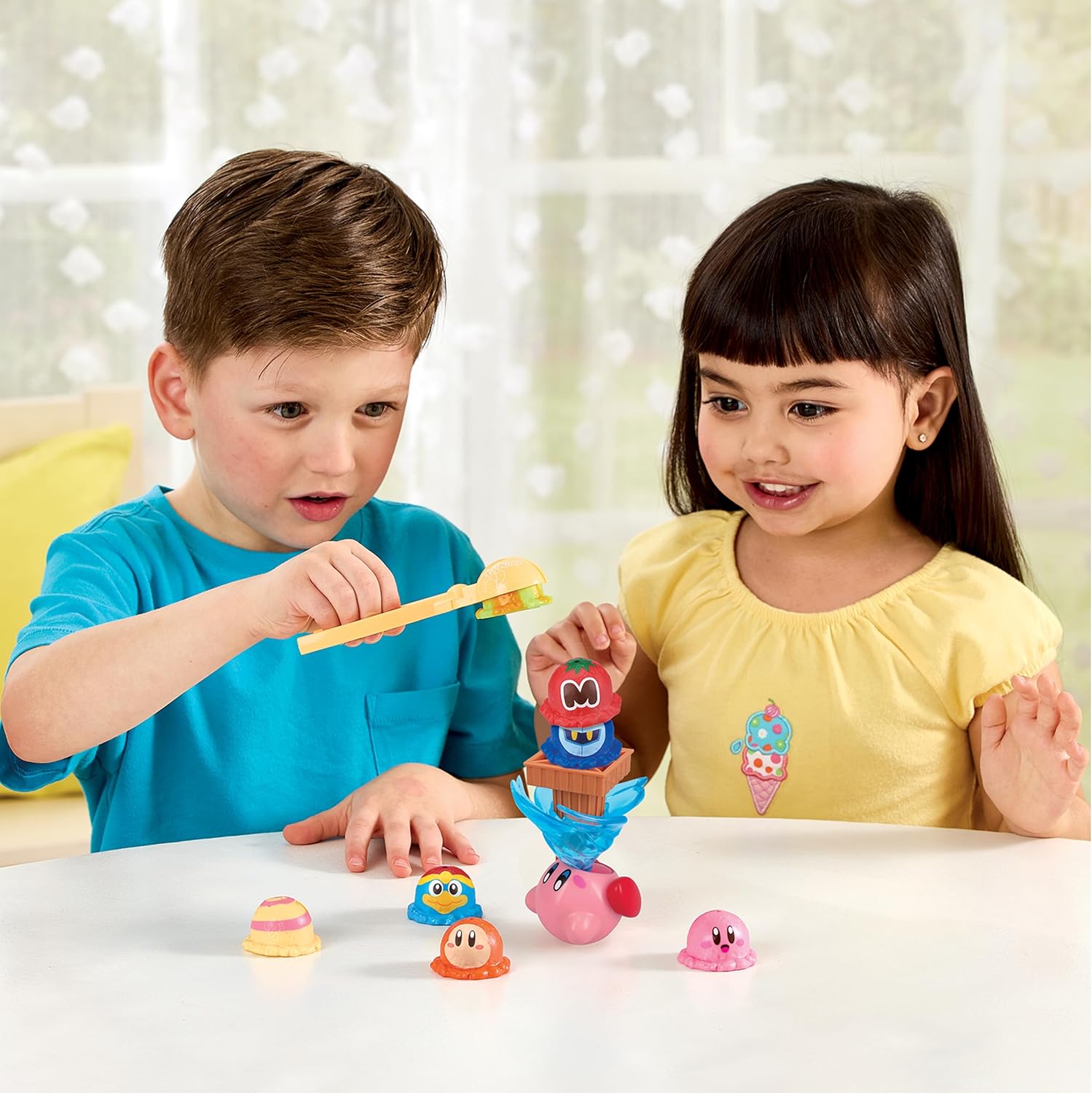 EPOCH Games - 7612 Kirby Ice Cream Tower - Party Game
