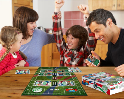 Top Trumps World Football Stars Battle Mat Card Game, Play with your favourite Football players including Cristiano Ronaldo, Lionel Messi and Harry Kane, gift and toy for boys and girls aged 6 plus