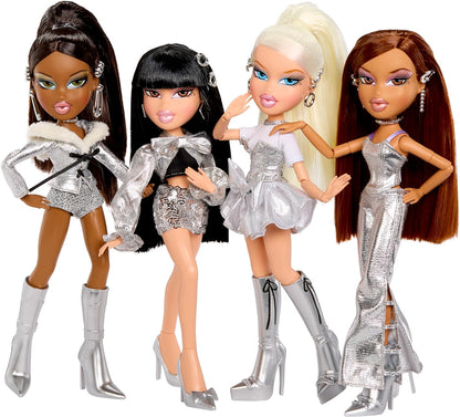 Bratz Charmz Jade - Fashion Doll with Collectible Charm Bracelet, Includes Outfit & Accessories, Comes in a Display-Worthy Packaging, Customise and Collect