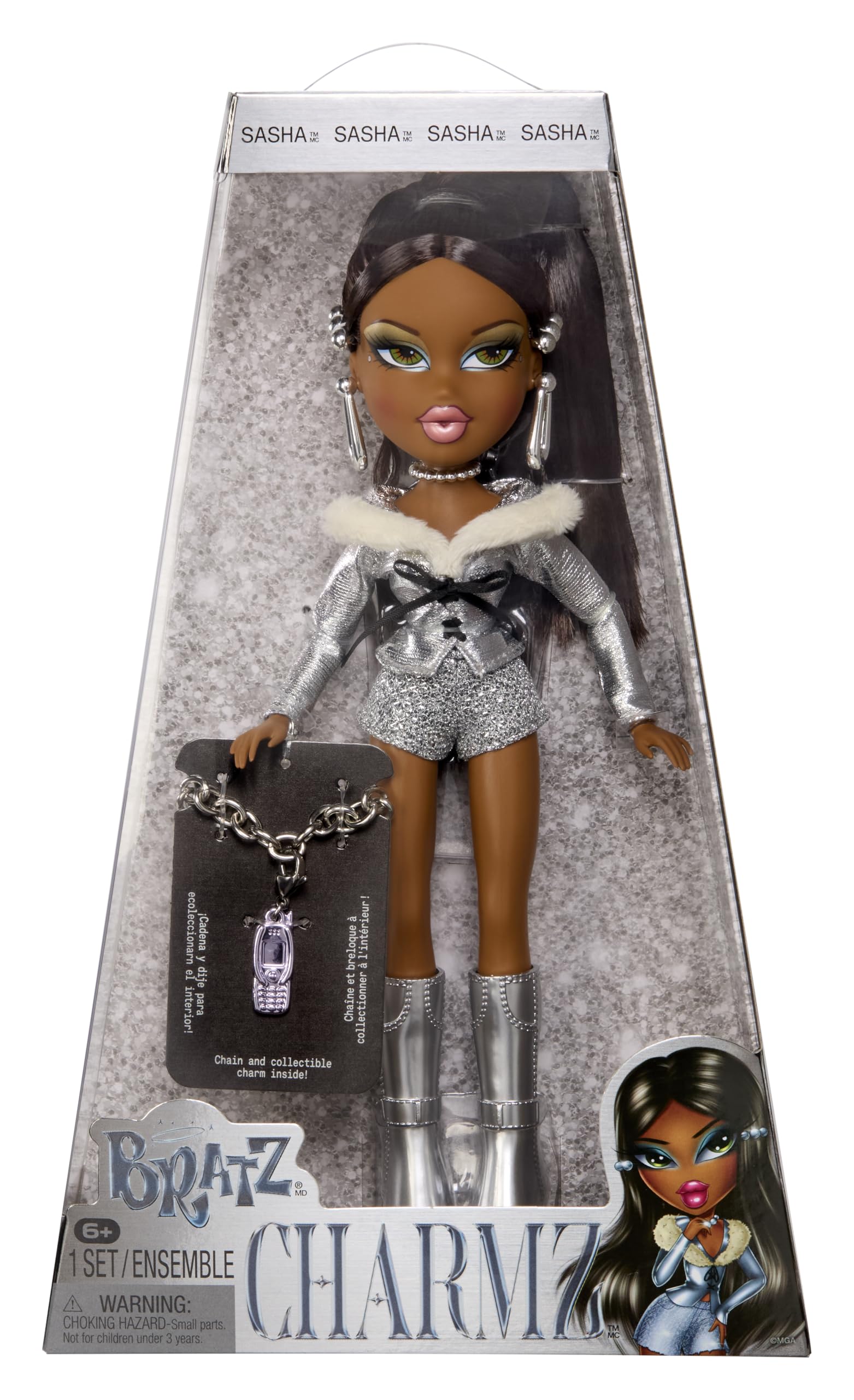 Bratz Charmz Sasha - Fashion Doll with Collectible Charm Bracelet, Includes Outfit & Accessories, Comes in a Display-Worthy Packaging, Customise and Collect