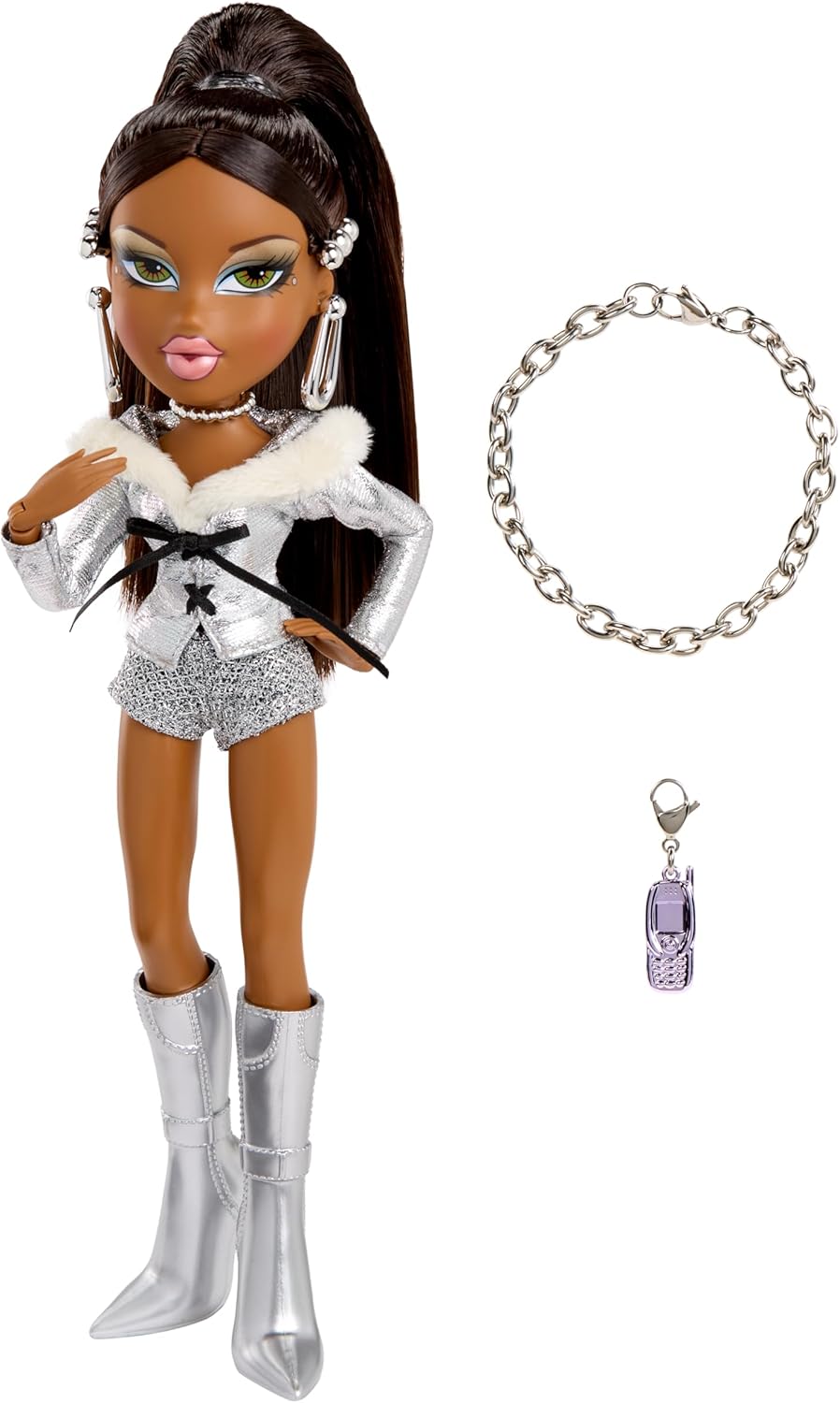 Bratz Charmz Sasha - Fashion Doll with Collectible Charm Bracelet, Includes Outfit & Accessories, Comes in a Display-Worthy Packaging, Customise and Collect