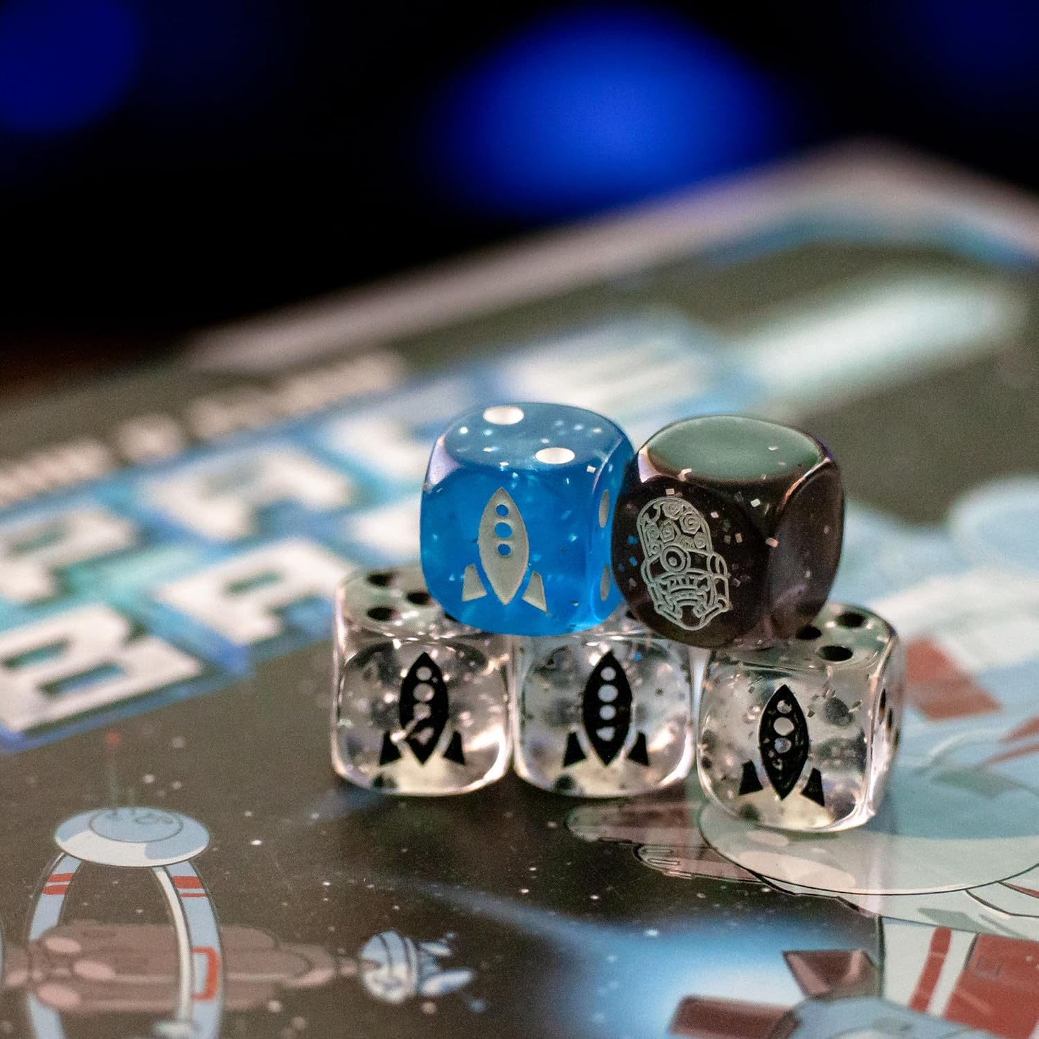 AEG Alderac Entertainment Group | Space Base Gioco di Dadi in Inglese per età 14+ | Gioco Strategico e Competitivo per 2-5 Giocatori