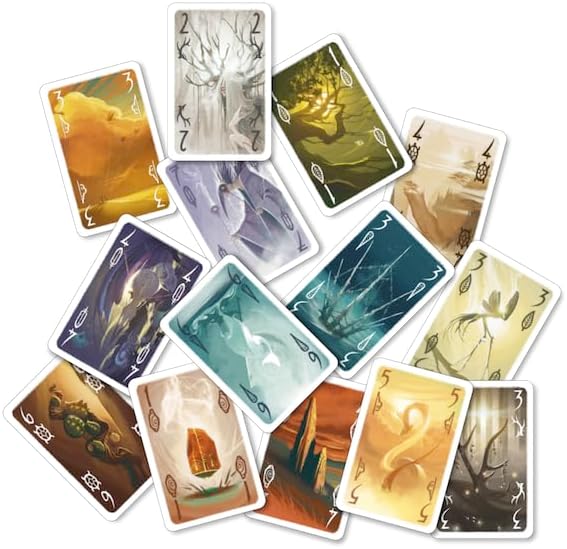 IELLO Capsicum Games | Siggil | Card Game | 1-4 Players | Ages 8+ | English & French