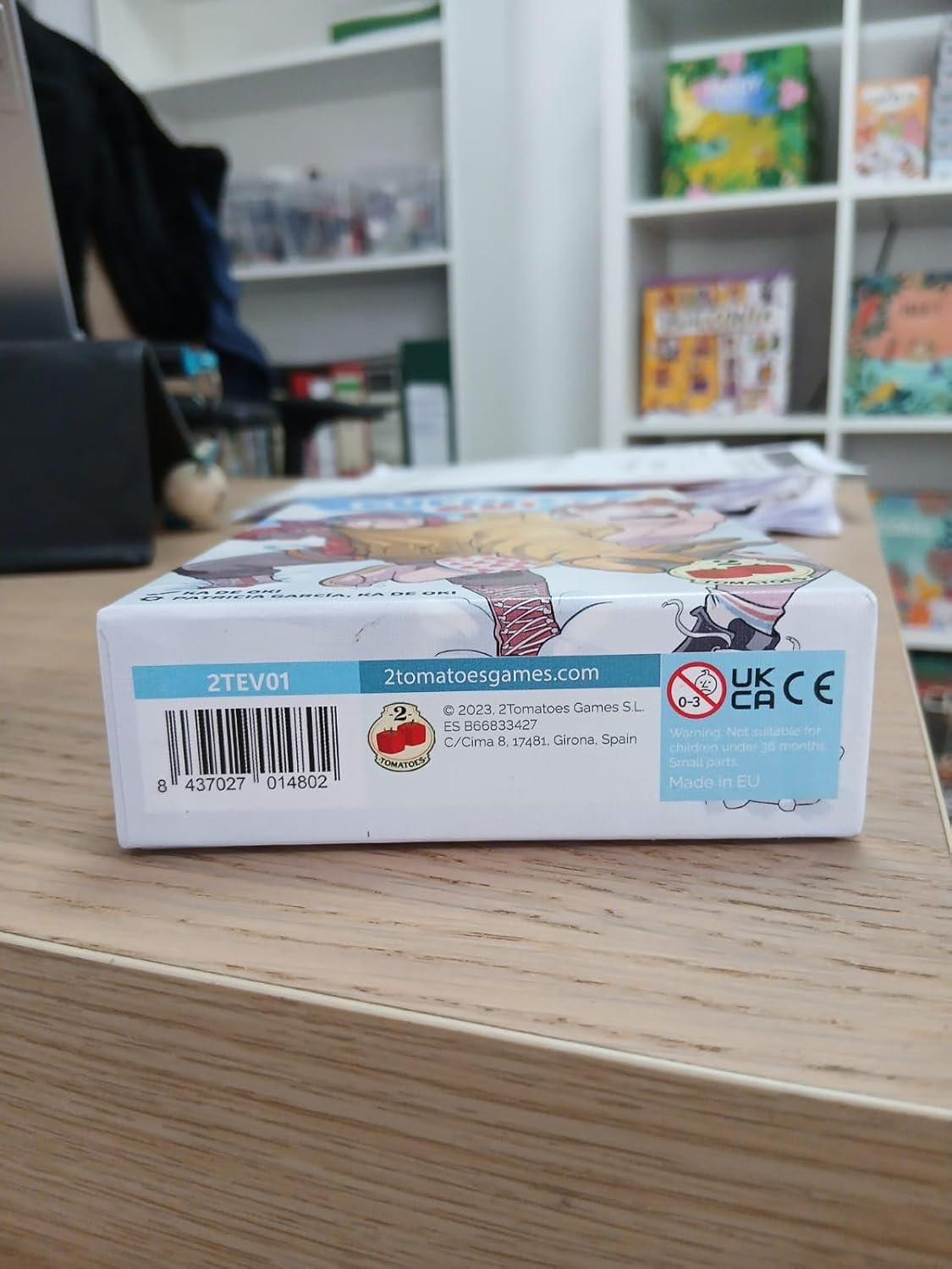 2Tomatoes Games | Everest Go! | Family Adventure & Strategy Card Game | Conquer World's Highest Top | Fast Games 15 Min | 2-4 Players | Multilingual