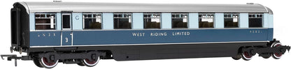 Hornby R40480 LNER West Riding Limited Open Third & Brake Third Articulated Coach pack, Railway - Rolling Stock, for ages 14+ Years